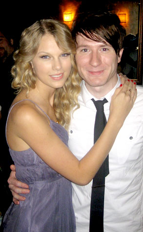 Rocker To Taylor Swift I Was So In Love With You E Online